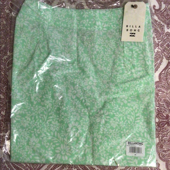 NWT Billabong Tropic Sun Mini Skirt - Picture 5 of 8